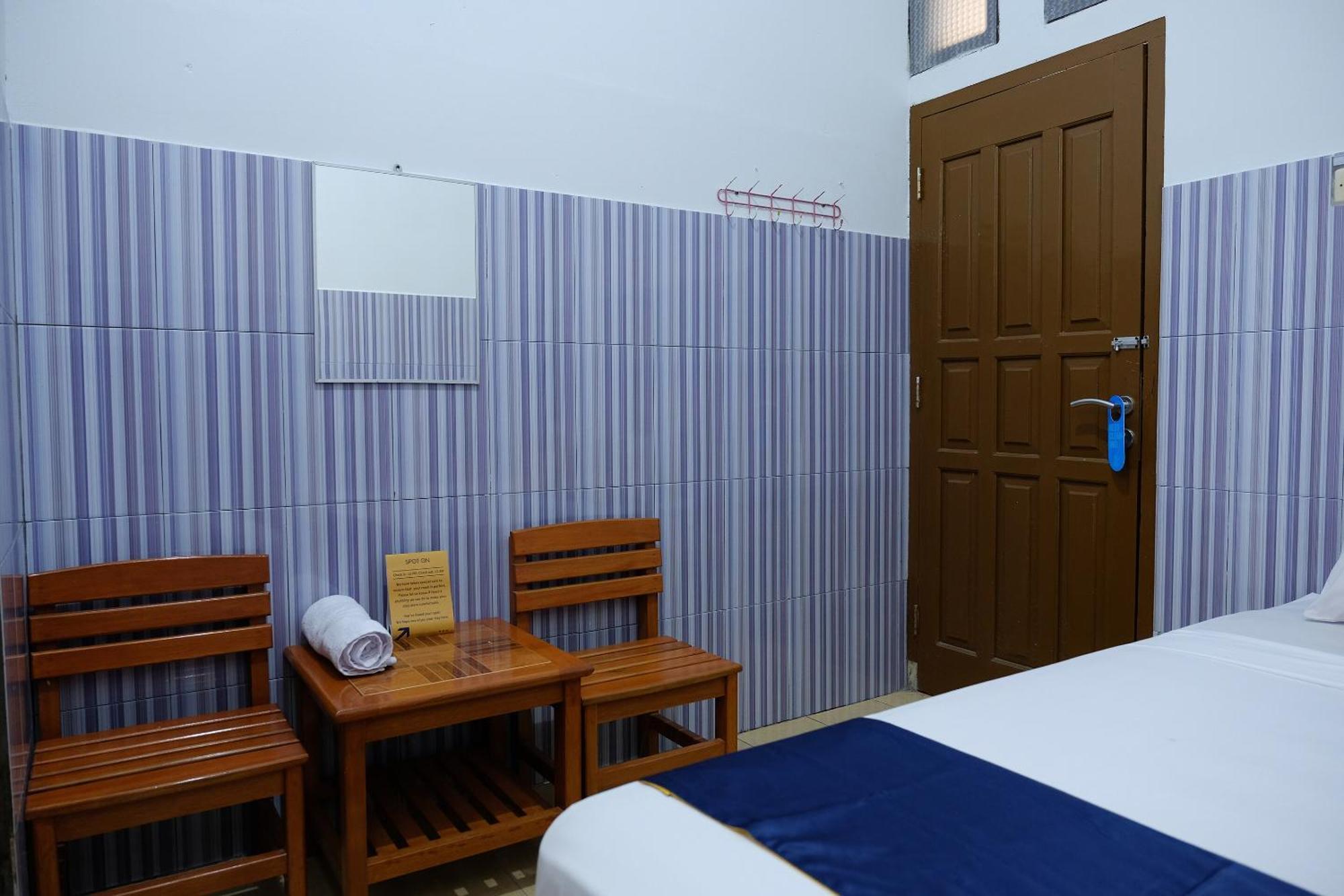 מלון טנג'ונג פנדן Oyo 2766 Kezia Kost מראה חיצוני תמונה